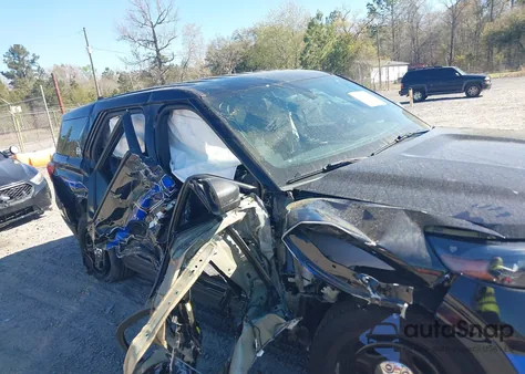 2021 Ford Police Interceptor z USA, uszkodzony, nr VIN 1FM5K8AB0MGB98697